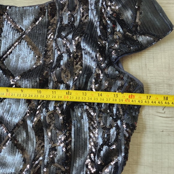 Adrianna Papell Navy  Cap Sleeve Cable Sequin Sheath Dress size 8 - Picture 5 of 7